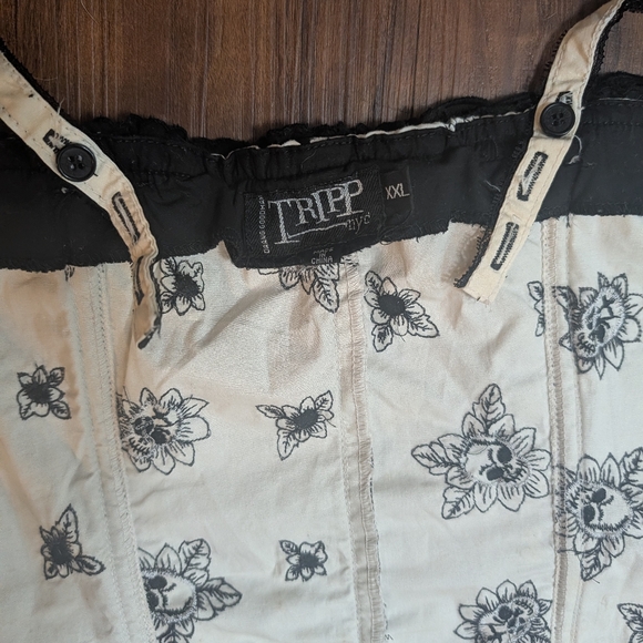 Tripp NYC Vtg ivory cotton Boned corset with black embroidered flower skulls XXL - Picture 9 of 13